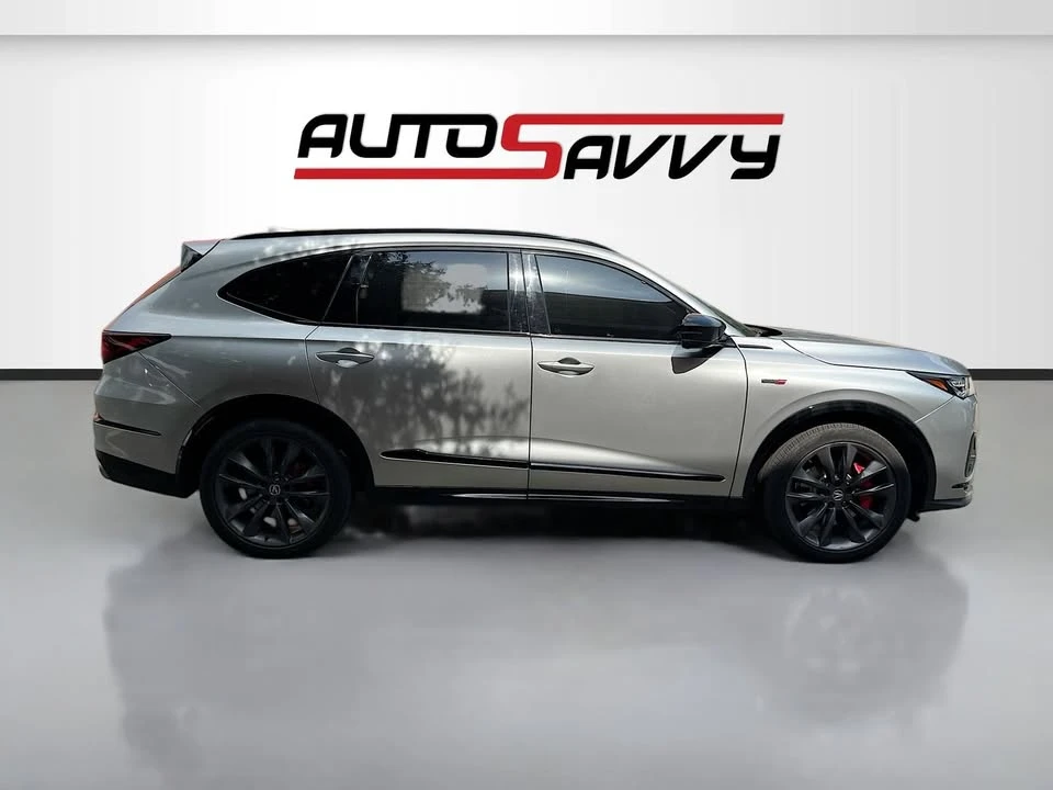 2024 Acura MDX 4th Gen - Image 8 of 20