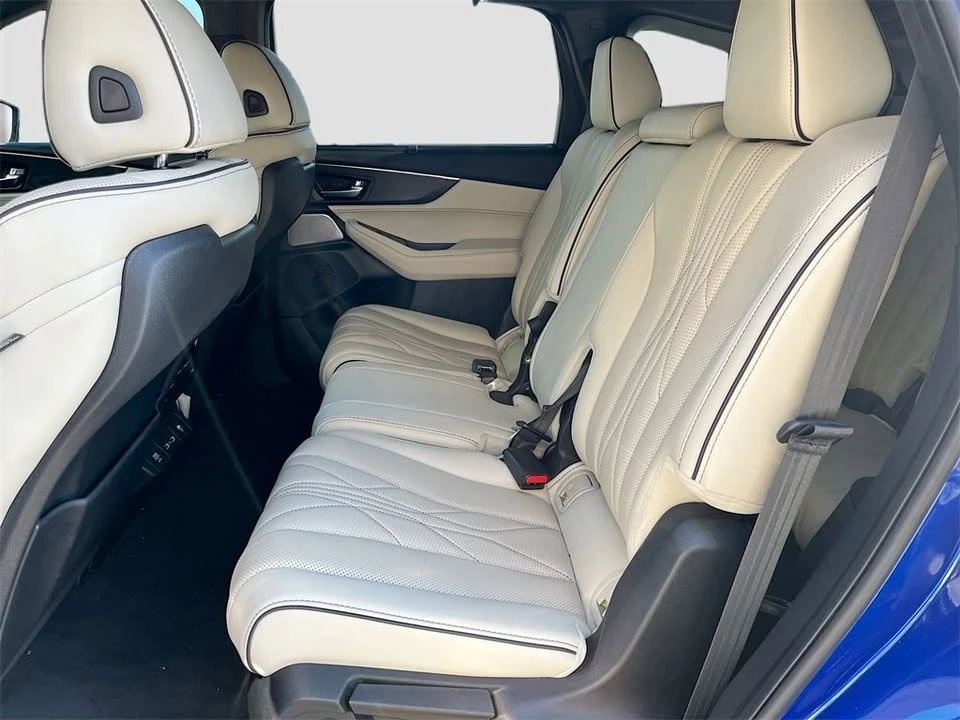 2024 Acura MDX 4th Gen - Image 14 of 18