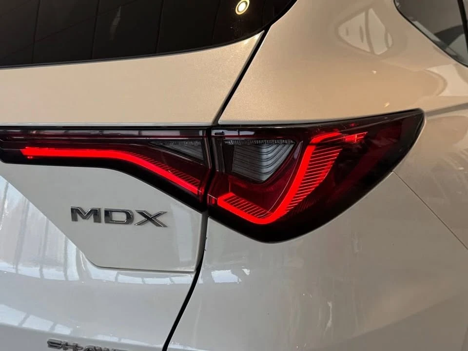 2024 Acura MDX 4th Gen - Image 16 of 20
