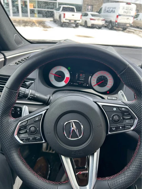 2024 Acura RDX 3rd Gen - Image 11 of 12