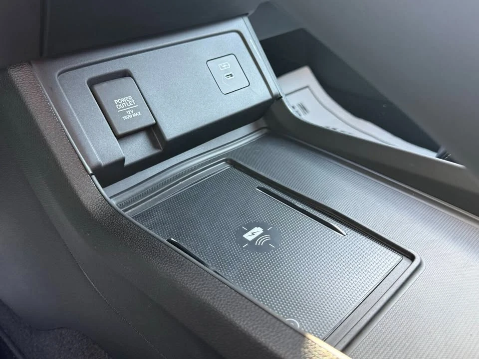 2024 Acura RDX 3rd Gen - Image 9 of 20