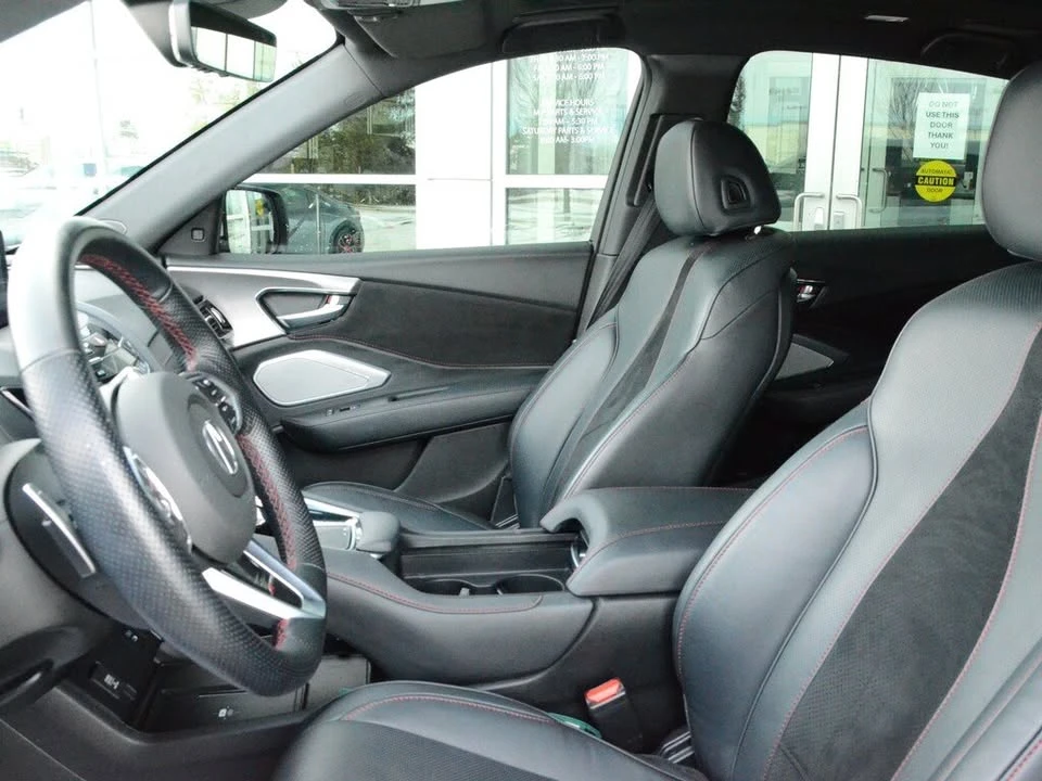 2024 Acura RDX 3rd Gen - Image 2 of 20