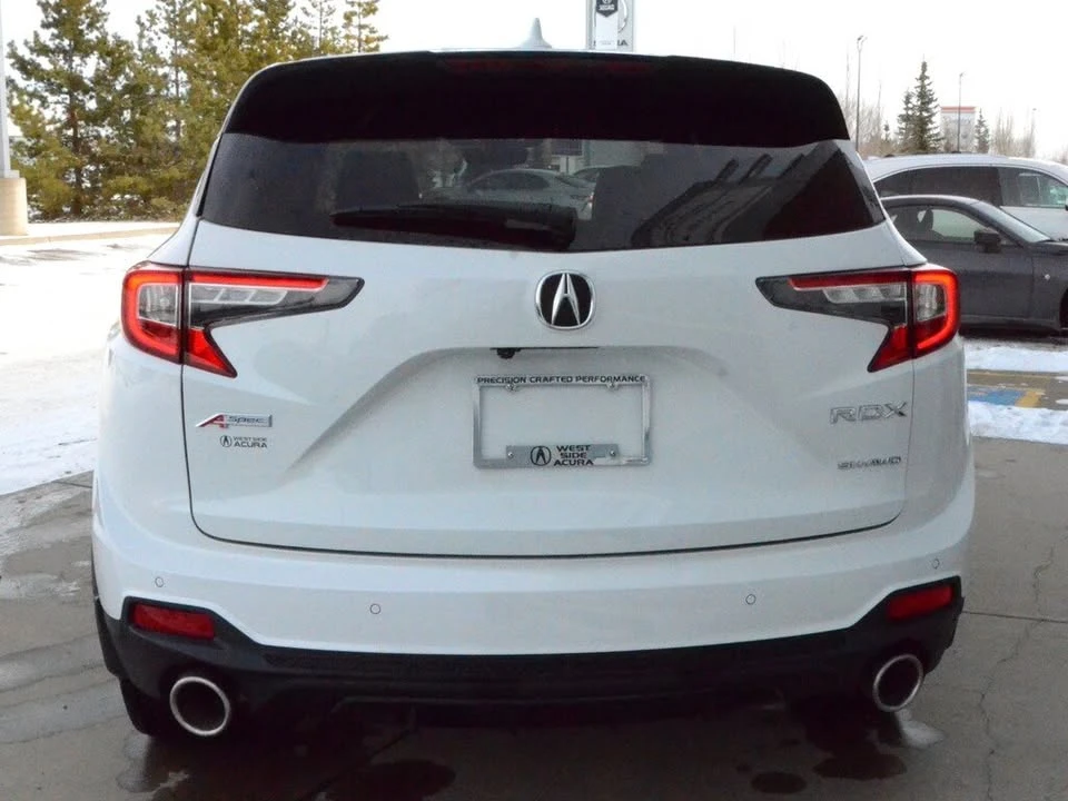 2024 Acura RDX 3rd Gen - Image 8 of 20