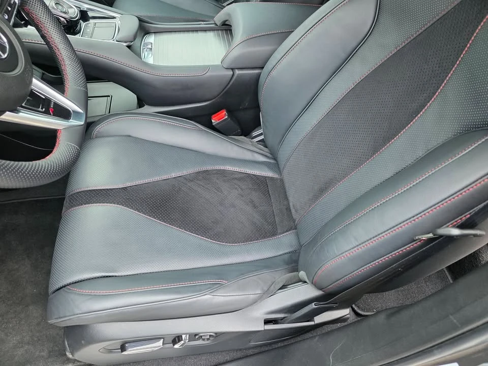 2024 Acura RDX 3rd Gen - Image 13 of 18