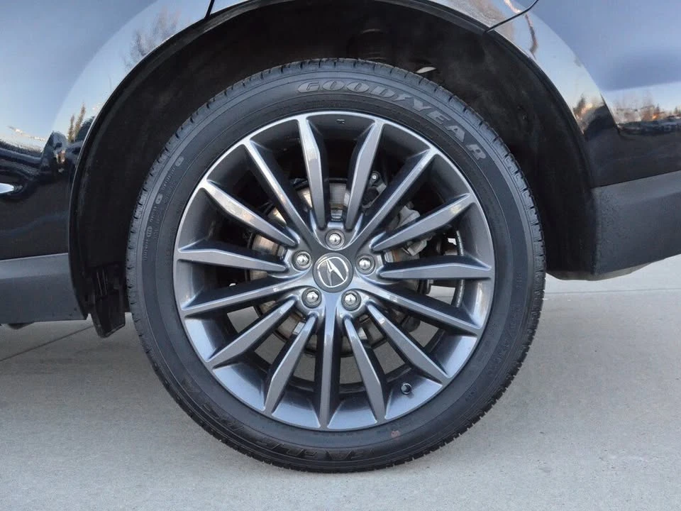 2024 Acura RDX 3rd Gen - Image 9 of 19