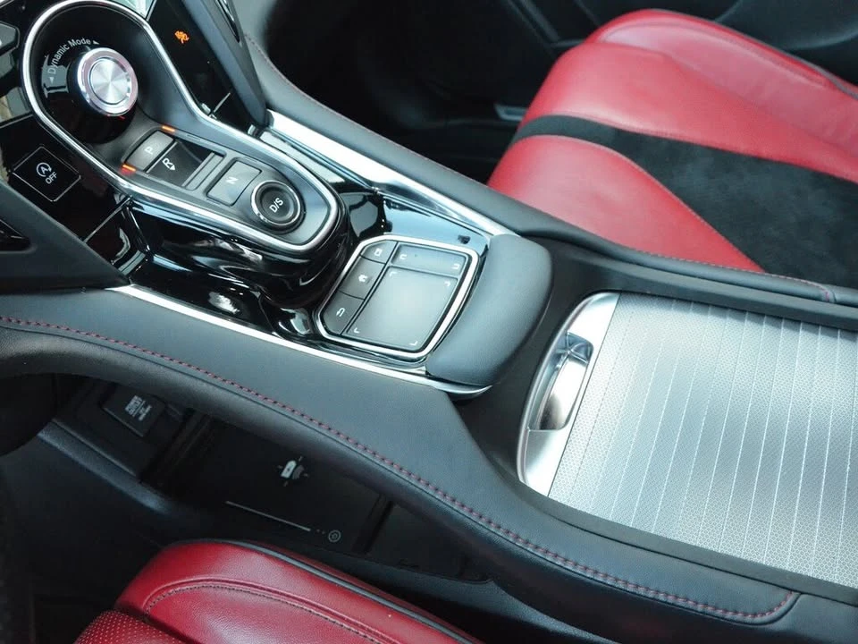 2024 Acura RDX 3rd Gen - Image 15 of 19