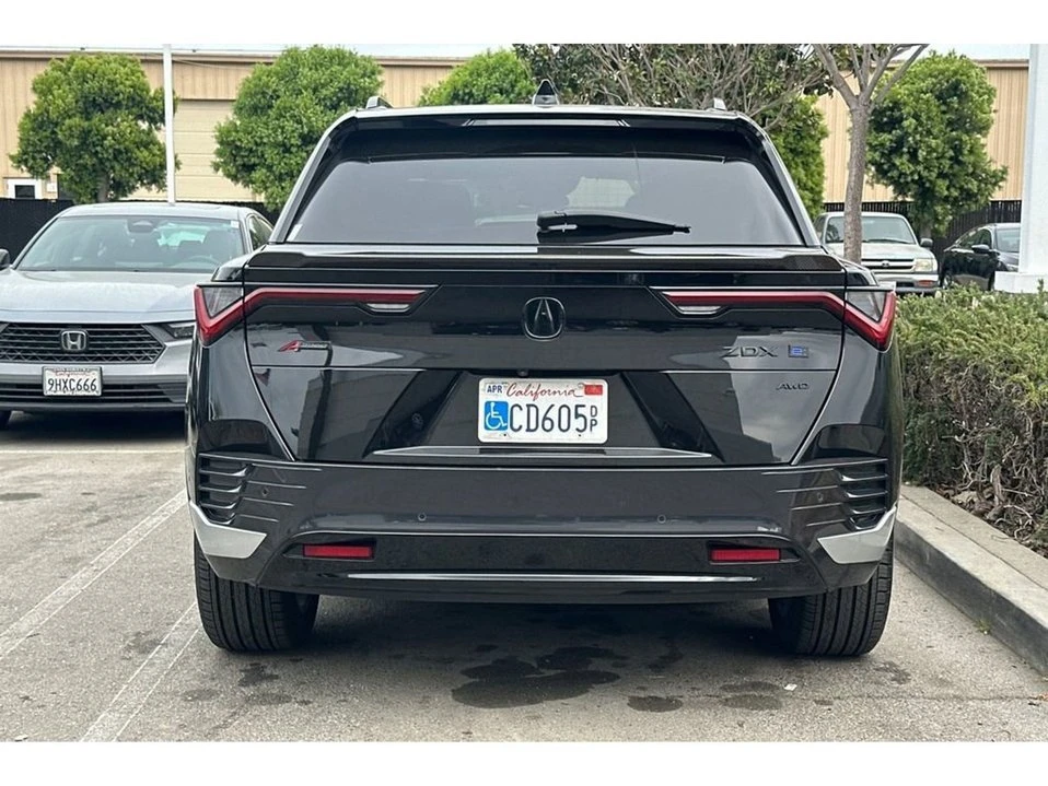 2024 Acura ZDX 2nd Gen - Image 6 of 10