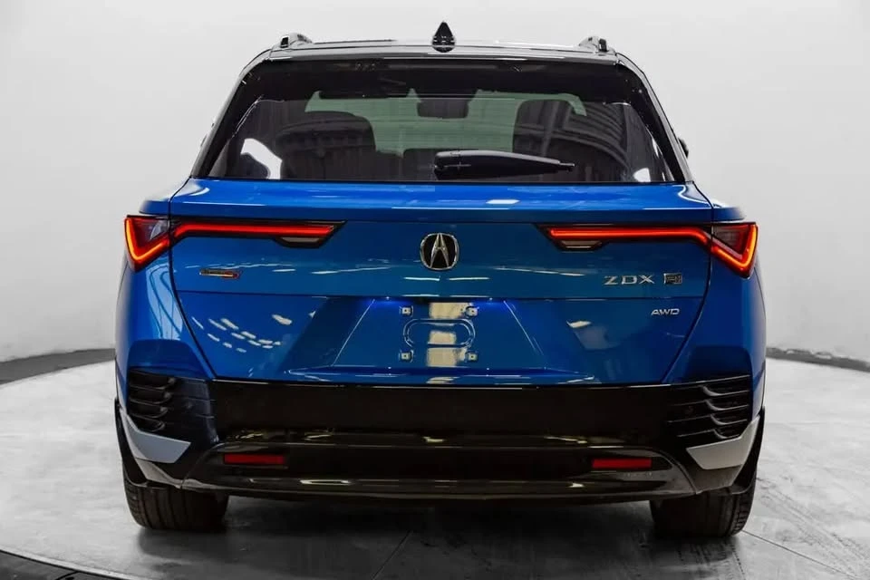 2024 Acura ZDX 2nd Gen - Image 4 of 11