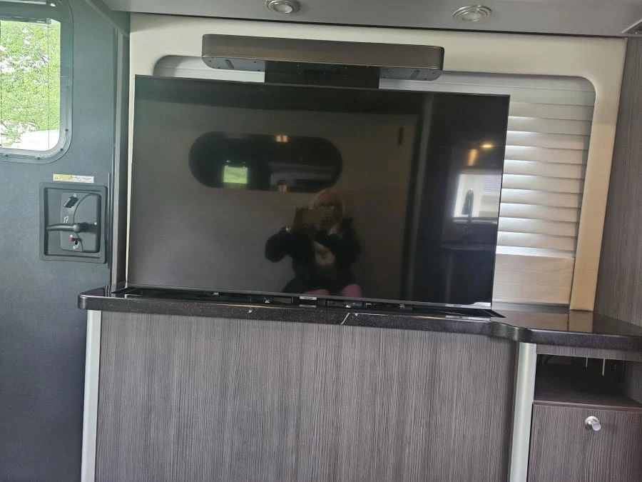 2024 Airstream - Image 19 of 19