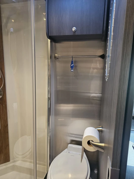 2024 Airstream - Image 16 of 19
