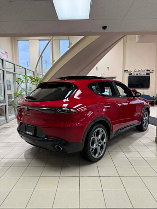 2024 Alfa Romeo Tonale - Image 6 of 20