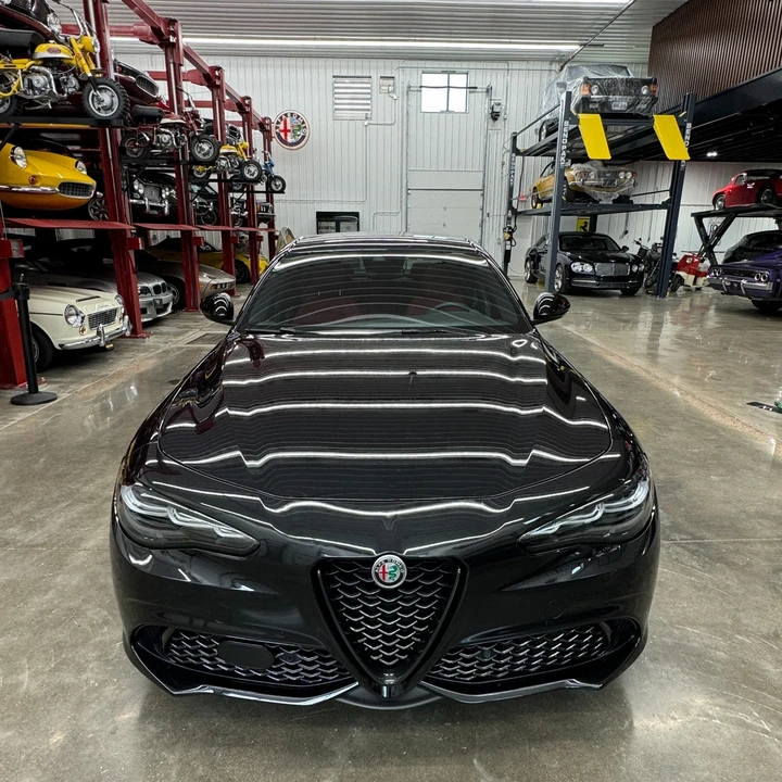 2024 Alfa Romeo Giulia - Image 3 of 20