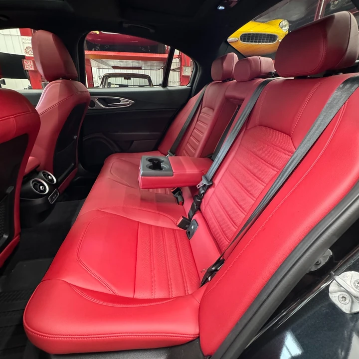2024 Alfa Romeo Giulia - Image 7 of 20