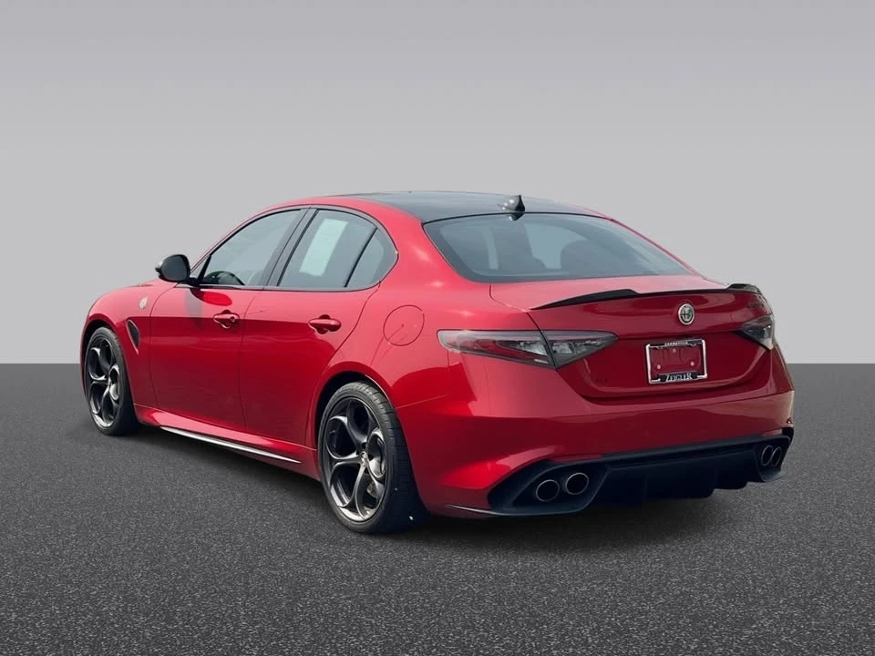 2024 Alfa Romeo Giulia - Image 3 of 20