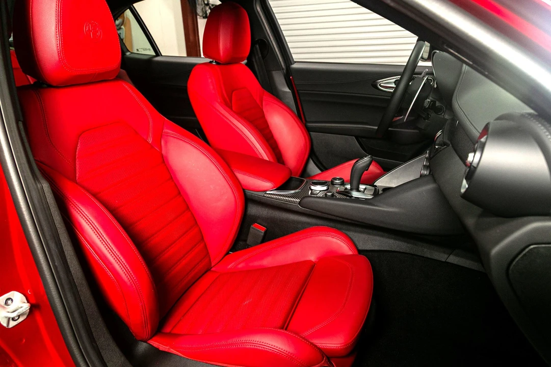 2024 Alfa Romeo Giulia Quadrifoglio - Image 24 of 31