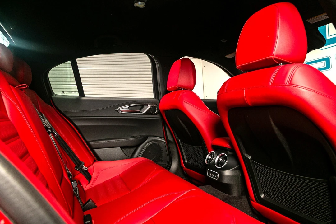 2024 Alfa Romeo Giulia Quadrifoglio - Image 10 of 31