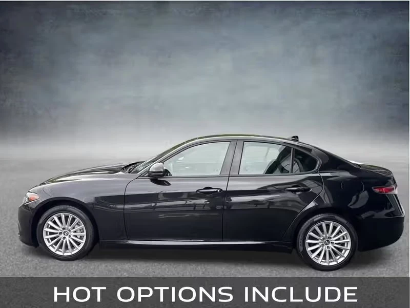 2024 Alfa Romeo Giulia - Image 2 of 20