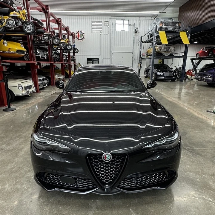 2024 Alfa Romeo Giulia - Image 3 of 20