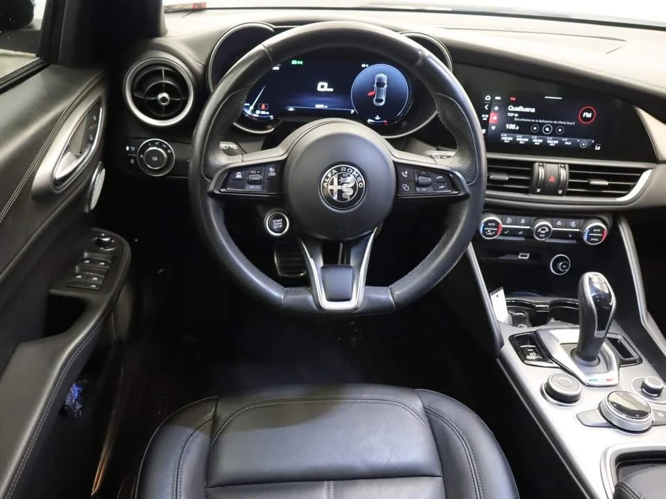 2024 Alfa Romeo Giulia - Image 4 of 5