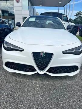 2024 Alfa Romeo Giulia Ti Lusso Sedan 4D