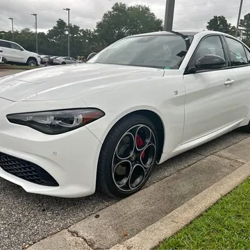 2024 Alfa Romeo Giulia Ti Sport