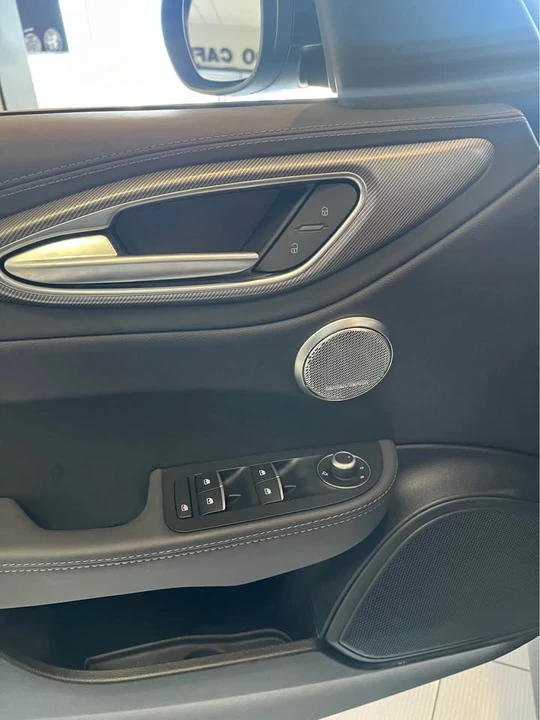 2024 Alfa Romeo Giulia - Image 19 of 20