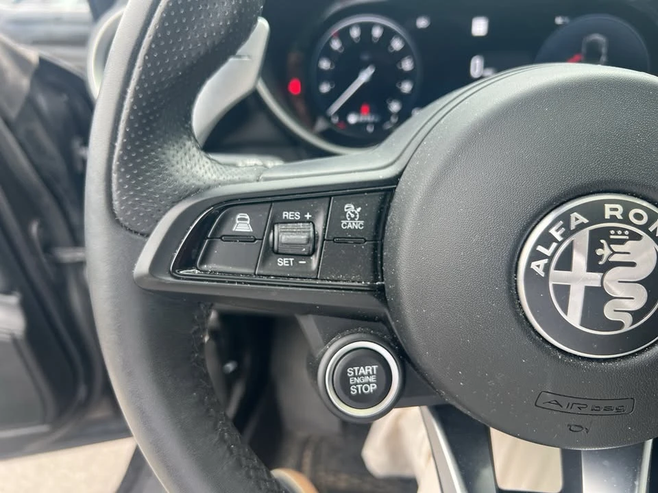 2024 Alfa Romeo Giulia - Image 20 of 20