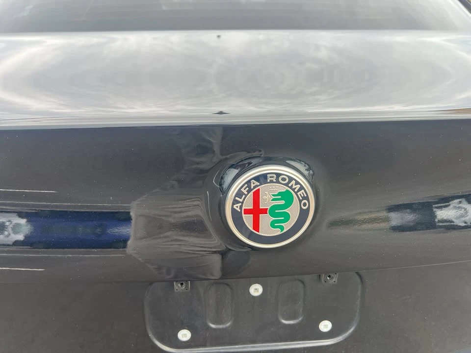 2024 Alfa Romeo Giulia - Image 8 of 20