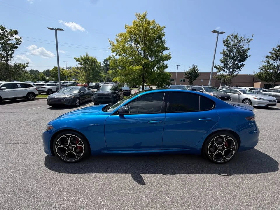 2024 Alfa Romeo Giulia - Image 4 of 17