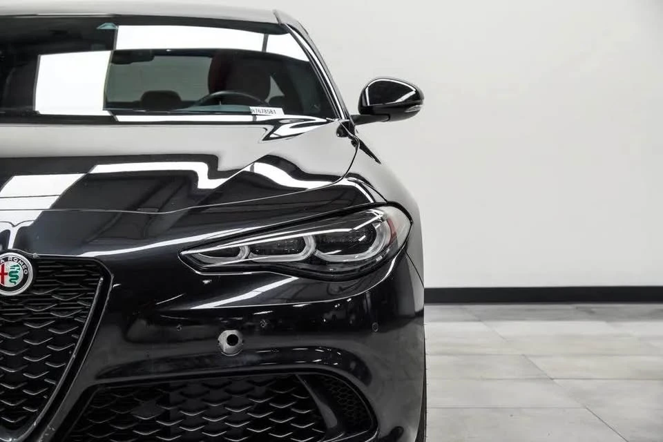2024 Alfa Romeo Giulia - Image 4 of 20