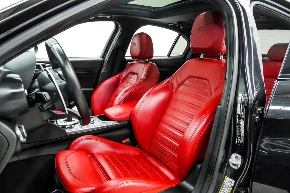 2024 Alfa Romeo Giulia - Image 8 of 20
