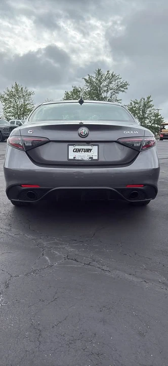 2024 Alfa Romeo Giulia - Image 3 of 8