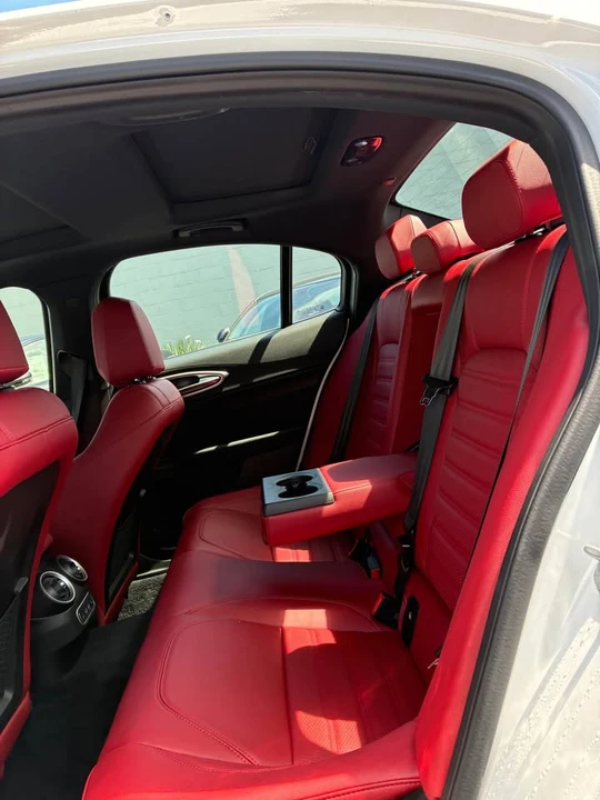 2024 Alfa Romeo Giulia - Image 16 of 16