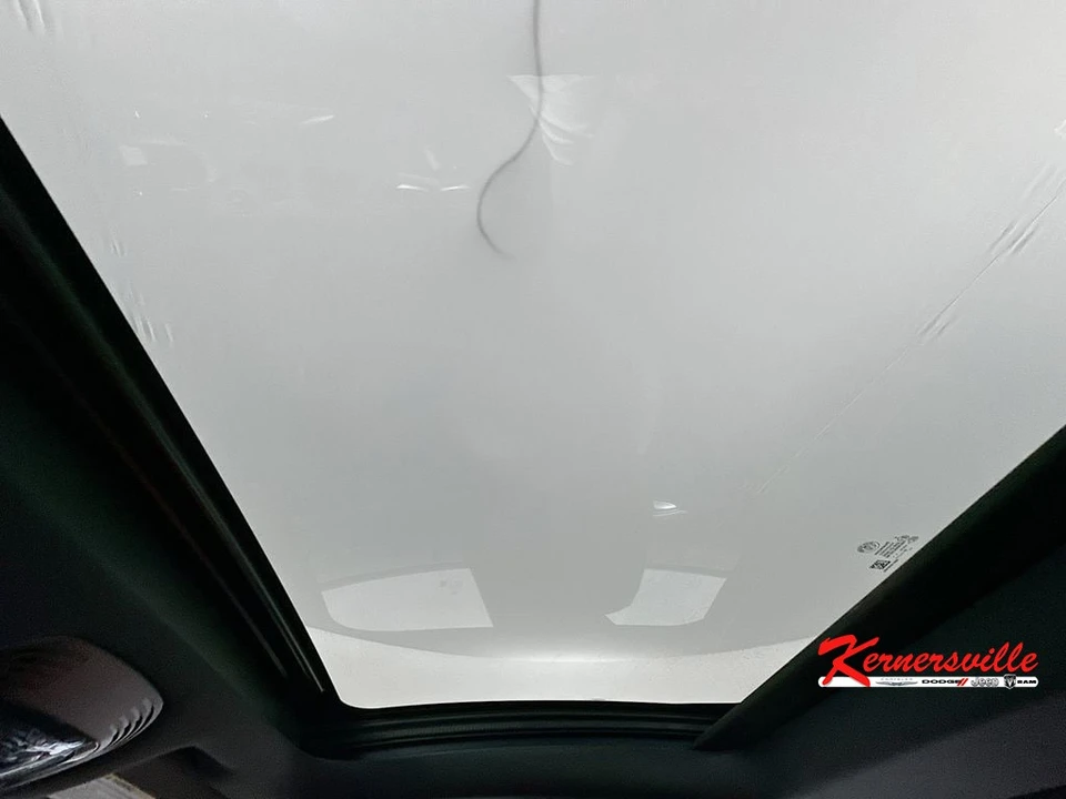 2024 Alfa Romeo Giulia - Image 21 of 24