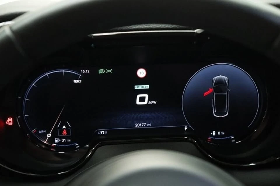 2024 Alfa Romeo Giulia - Image 13 of 20