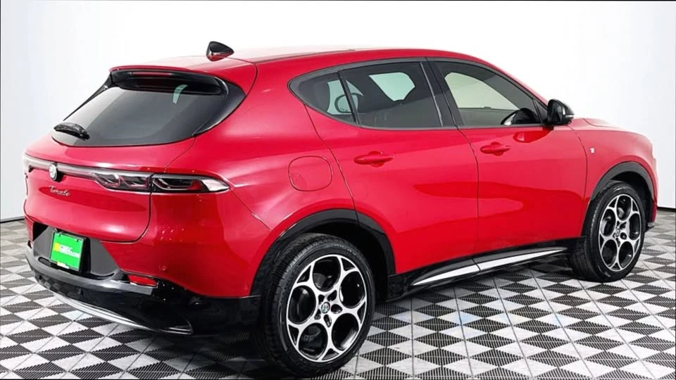 2024 Alfa Romeo Tonale - Image 4 of 17