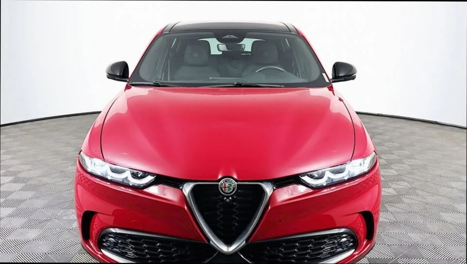 2024 Alfa Romeo Tonale - Image 2 of 17