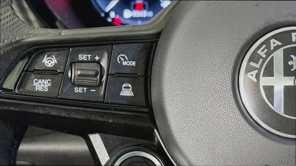 2024 Alfa Romeo Tonale - Image 8 of 20