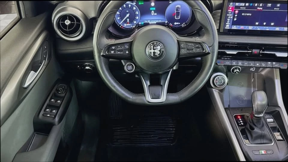 2024 Alfa Romeo Tonale - Image 11 of 20
