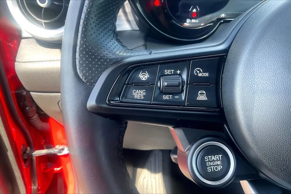 2024 Alfa Romeo Tonale - Image 12 of 20