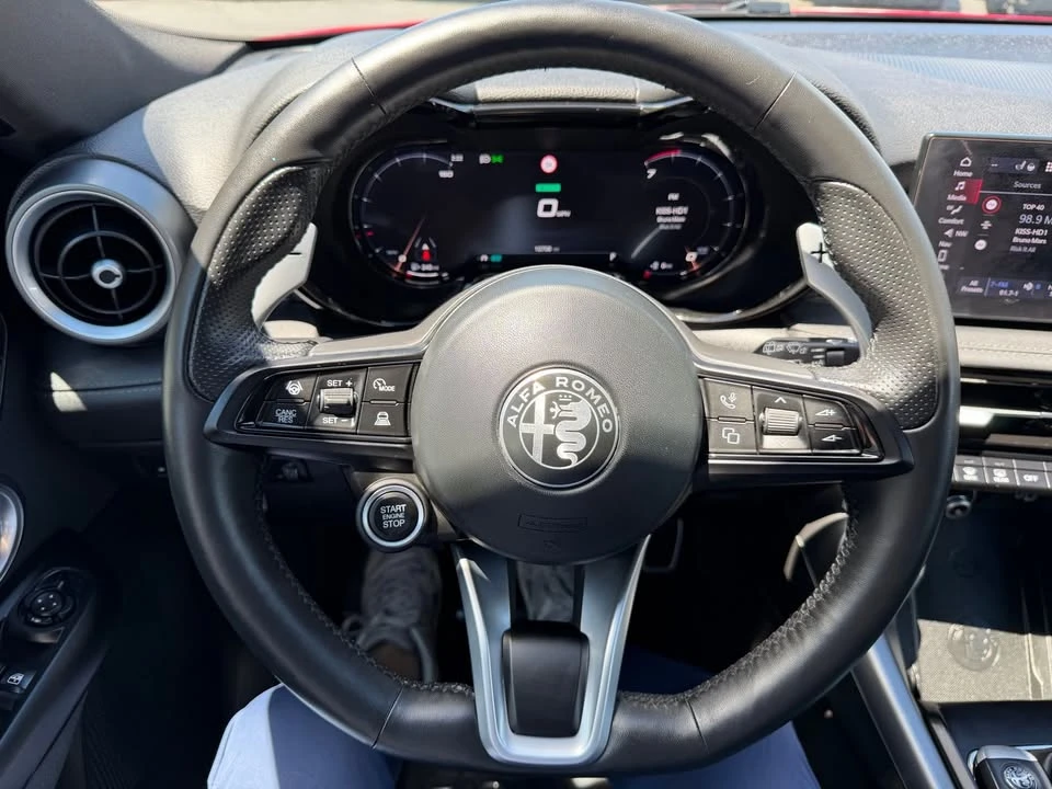 2024 Alfa Romeo Tonale - Image 14 of 17