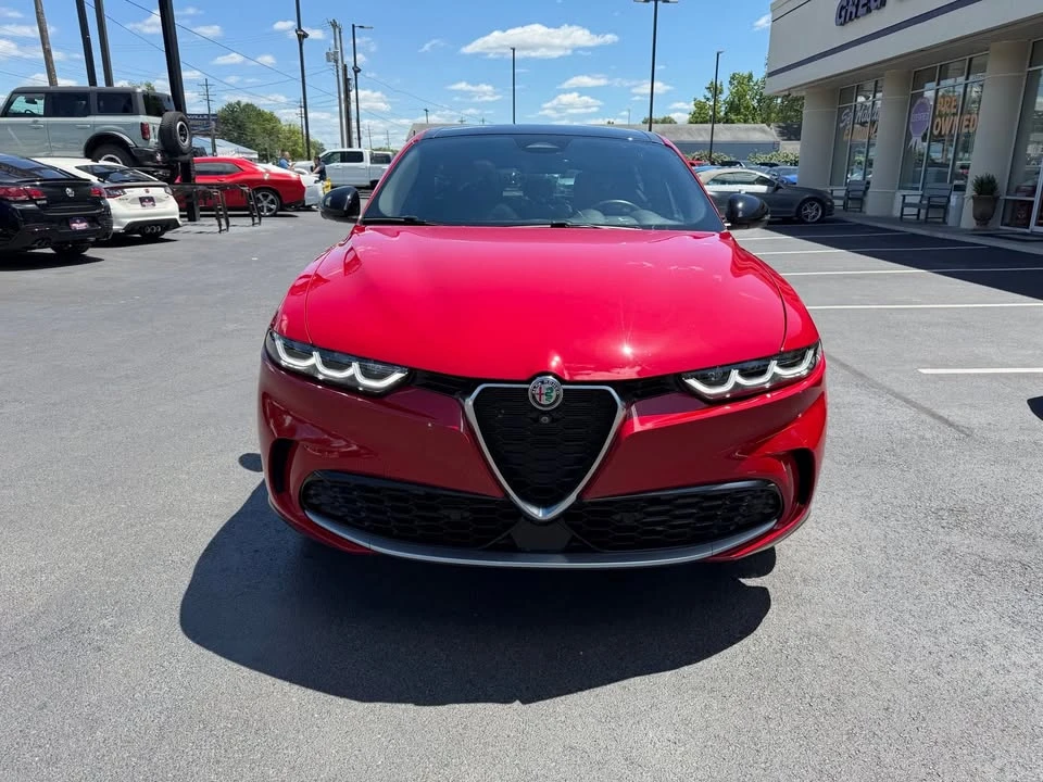 2024 Alfa Romeo Tonale - Image 2 of 17