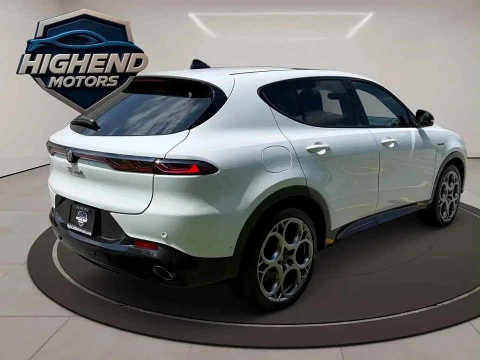 2024 Alfa Romeo Tonale - Image 7 of 19