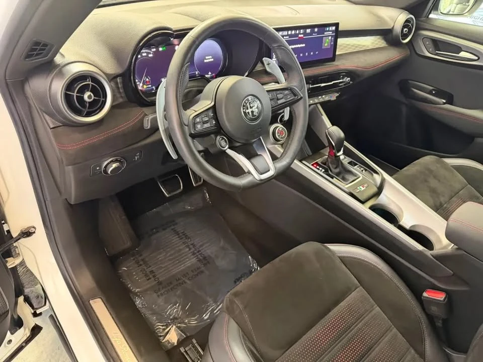 2024 Alfa Romeo Tonale - Image 17 of 19