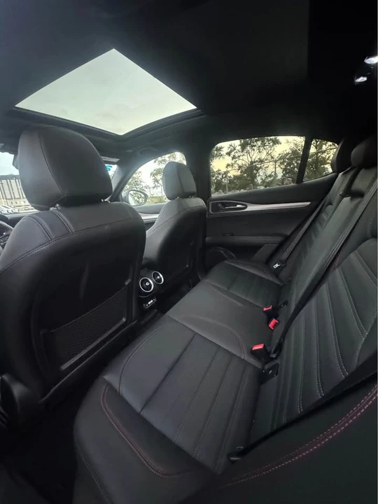 2024 Alfa Romeo Stelvio - Image 6 of 10