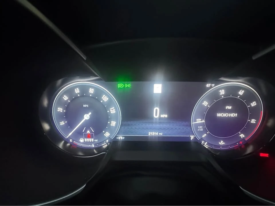 2024 Alfa Romeo Stelvio - Image 10 of 10