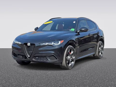 2024 Alfa Romeo Stelvio