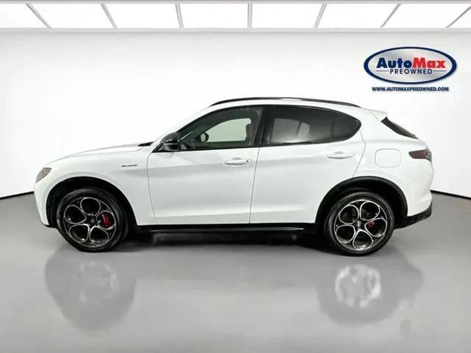 2024 Alfa Romeo Stelvio - Image 7 of 20