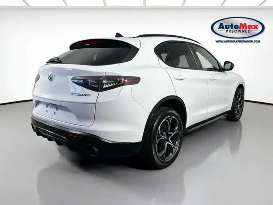 2024 Alfa Romeo Stelvio - Image 5 of 20
