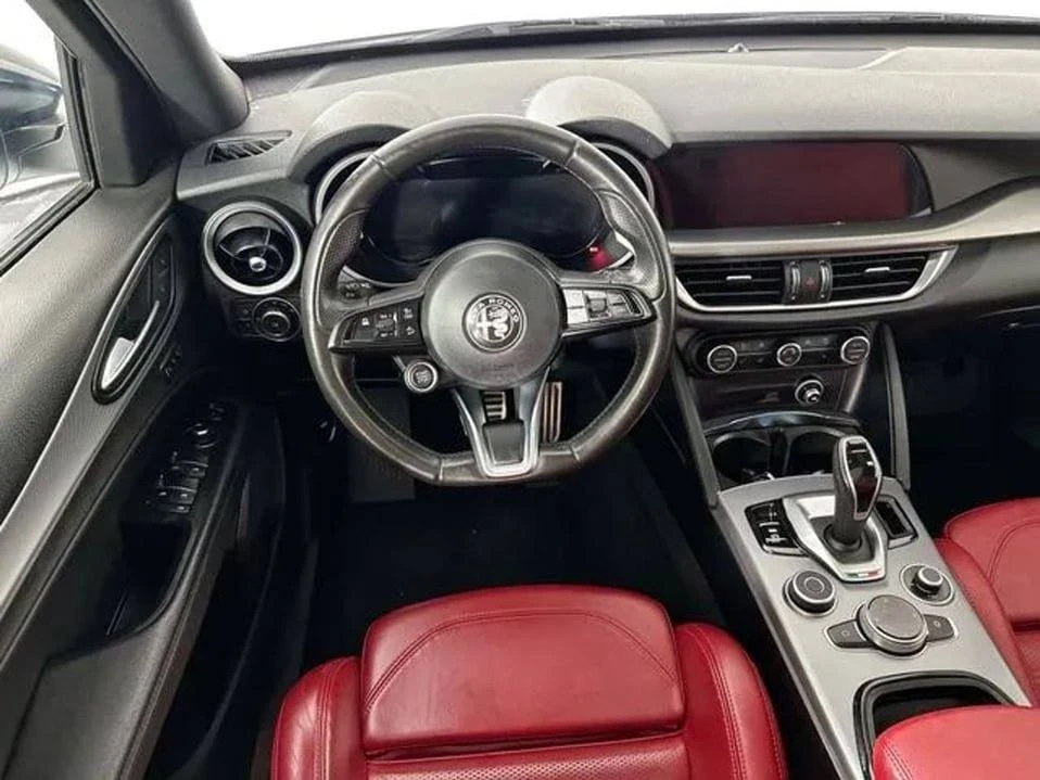 2024 Alfa Romeo Stelvio - Image 9 of 20